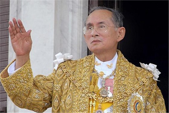 泰國(guó)國(guó)王拉瑪九世普密蓬·阿杜德陛下