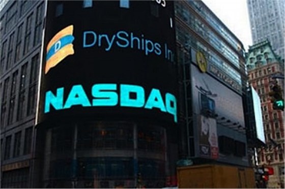 Dryships出售巴拿馬型散貨船