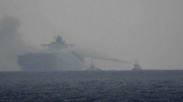 APL Austria失火，英國(guó)馬恩島渡輪撞上碼頭