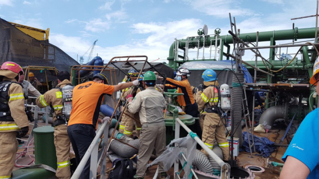 STX造船廠在建油船爆炸，四名工人喪生