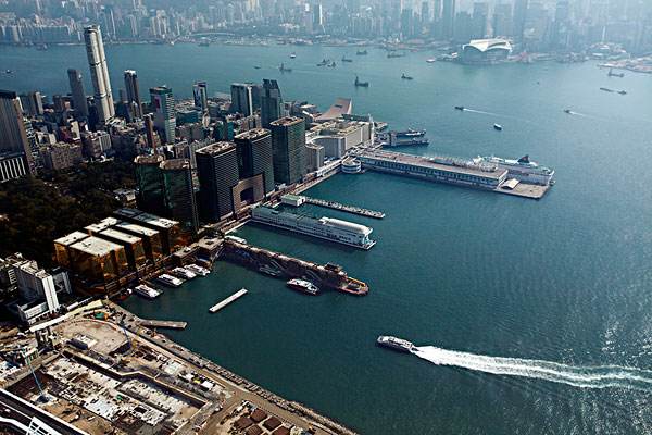 2018年香港將失去全球五大集裝箱港口的位置